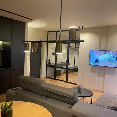 Gray Apartments ستروميكا المظهر الخارجي الصورة